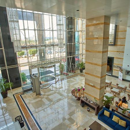 Millennium Hotel&Convention Centre Kuwait Koeweit Buitenkant foto
